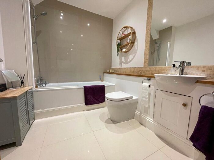 1 Bedroom Flat For Sale In Granby Street, Newmarket, CB8