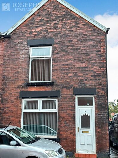 4 Bedroom End Of Terrace House To Rent In Auburn Street, Bolton, Greater Manchester, BL3