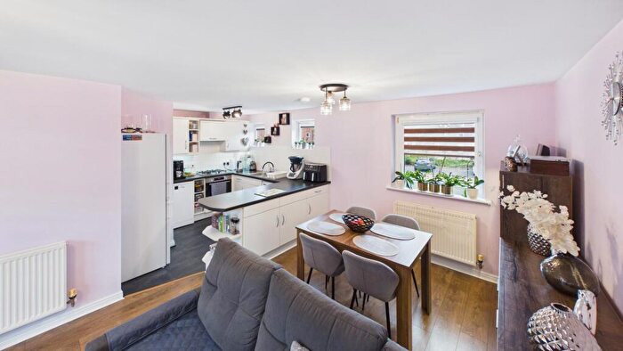 1 Bedroom Apartment For Sale In Delves Way, Peterborough, PE7
