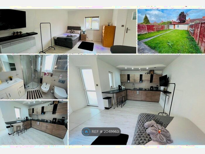 Studio To Rent In Minehead Road, Bristol, BS4