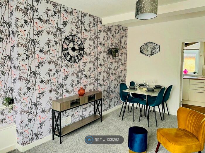 1 Bedroom Flat To Rent In Back-O-Barns, Hamilton, ML3