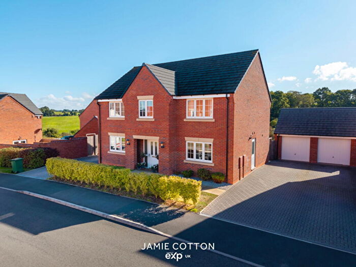 5 Bedroom Detached House For Sale In Albrighton Drive, Hurcott, Kidderminster, DY10