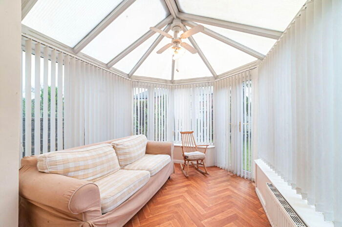 2 Bedroom Semi-Detached House For Sale In Deganwy Grove, South Reddish, Stockport, SK5