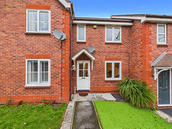 2 Bedroom Terraced House For Sale In Birch Close, Walmley, Sutton Coldfield, B76