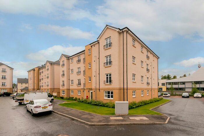 2 Bedroom Flat To Rent In Fairfield Gardens, Edinburgh, EH10