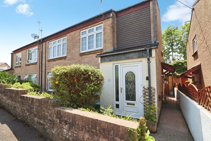 2 Bedroom Flat For Sale In Vincent Close, Barry, CF63