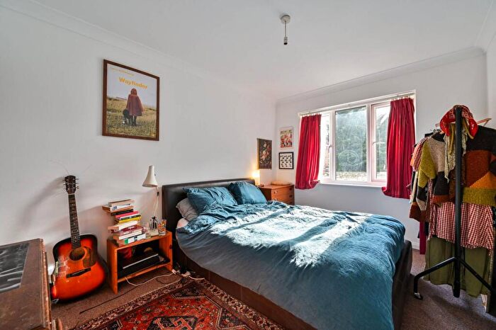 1 Bedroom Flat For Sale In Peckham Rye, Peckham, London, SE15