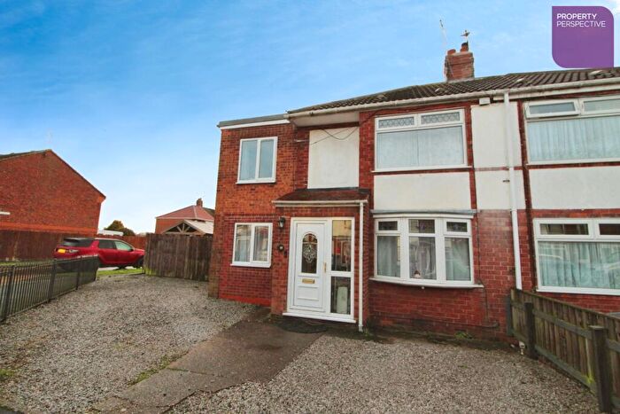 3 Bedroom Semi Detached House For Sale In Worcester Road, Hull, HU5