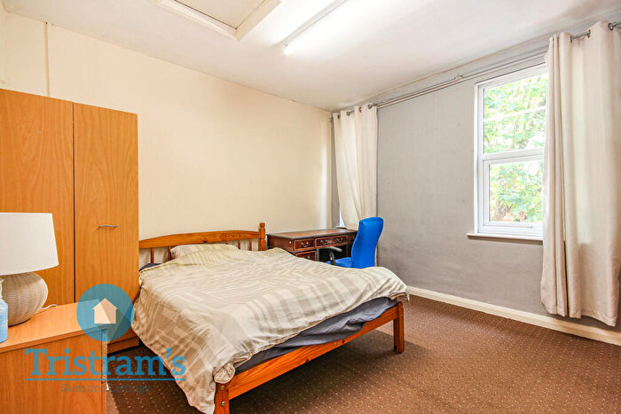 4 Bedroom Terraced House To Rent In Lenton Boulevard, Nottingham, NG7