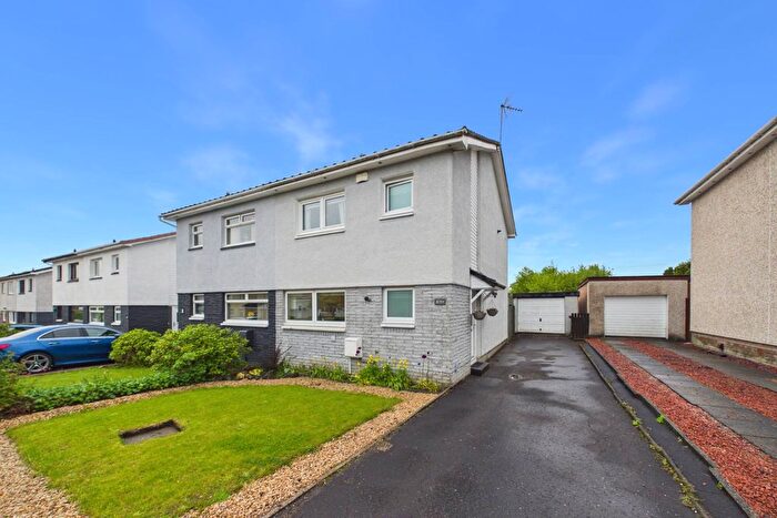 3 Bedroom Semi Detached House For Sale In Balmoral Avenue, Glenmavis, Airdrie, ML6