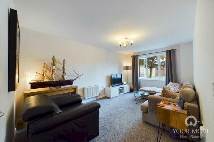 2 Bedroom Flat To Rent In Balfour Close, Northampton, NN2