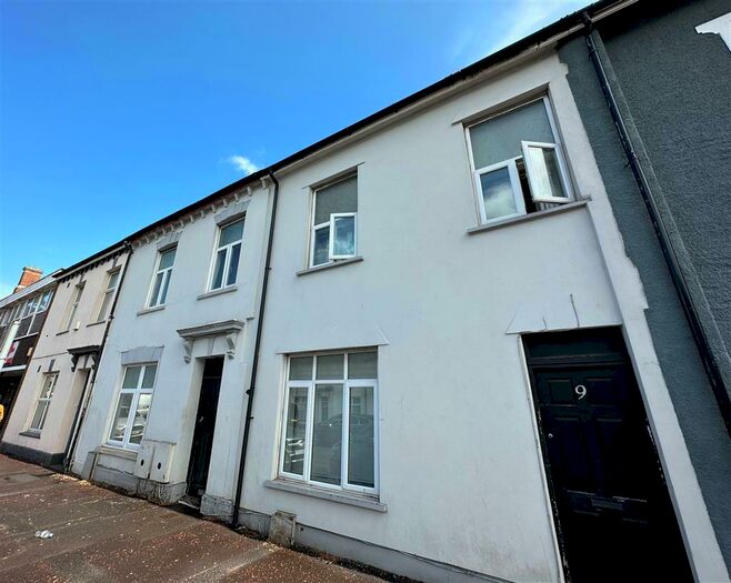 2 Bedroom Flat To Rent In Lower Cathedral Road, Cardiff, CF11