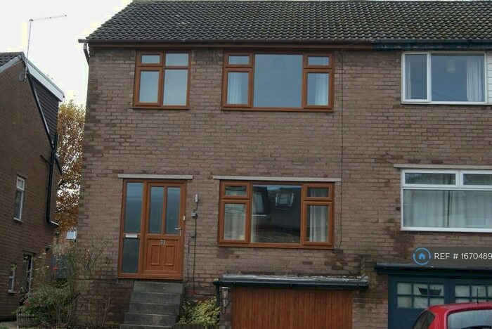 3 Bedroom Semi-Detached House To Rent In Bates Street, Sheffield, S10