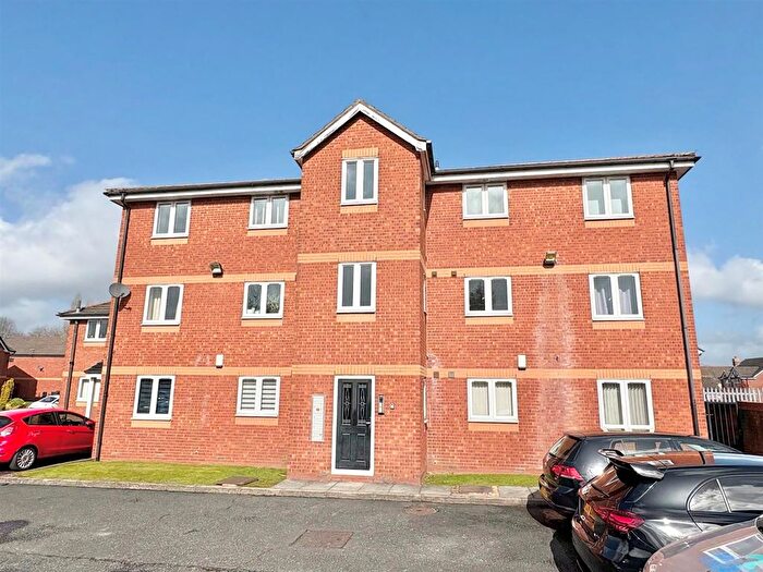 1 Bedroom Flat For Sale In Padiham Close, Leigh, WN7
