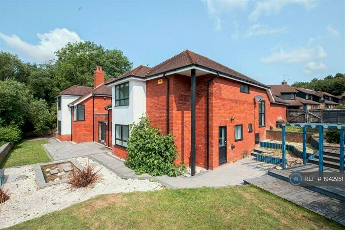 5 Bedroom Detached House To Rent In Wedgwood Avenue, Blakelands, Milton Keynes, MK14