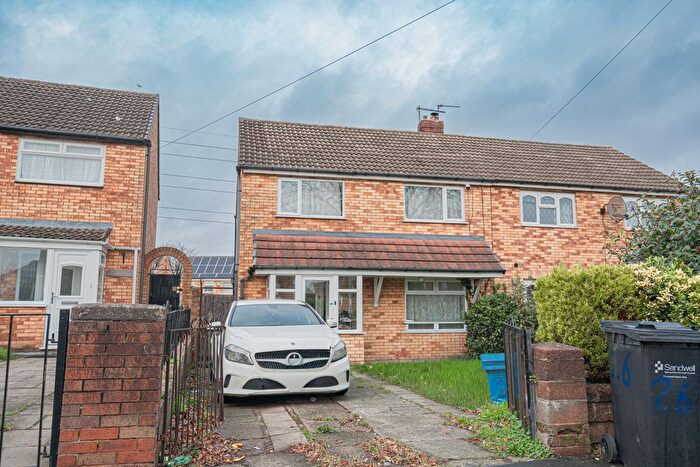 3 Bedroom Semi Detached House For Sale In Milfield Road, West Bromwich, B71