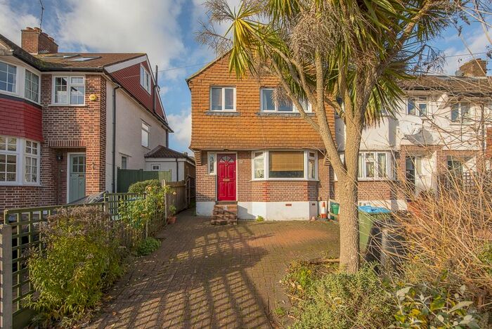 3 Bedroom Semi-Detached House To Rent In Lincoln Avenue, Twickenham, TW2