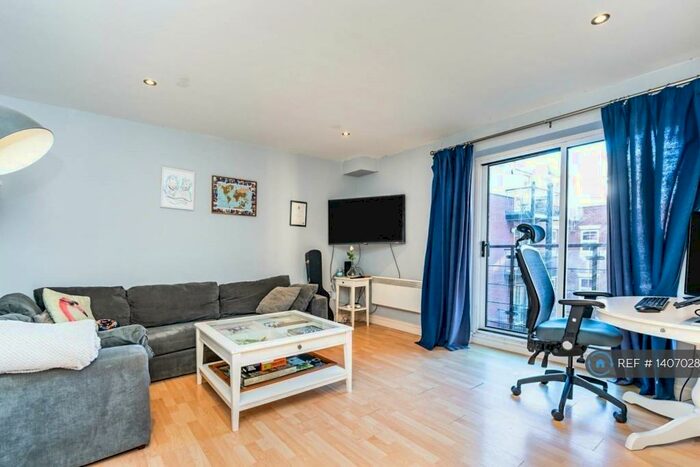 2 Bedroom Flat To Rent In Coopers Court, Southampton, SO14