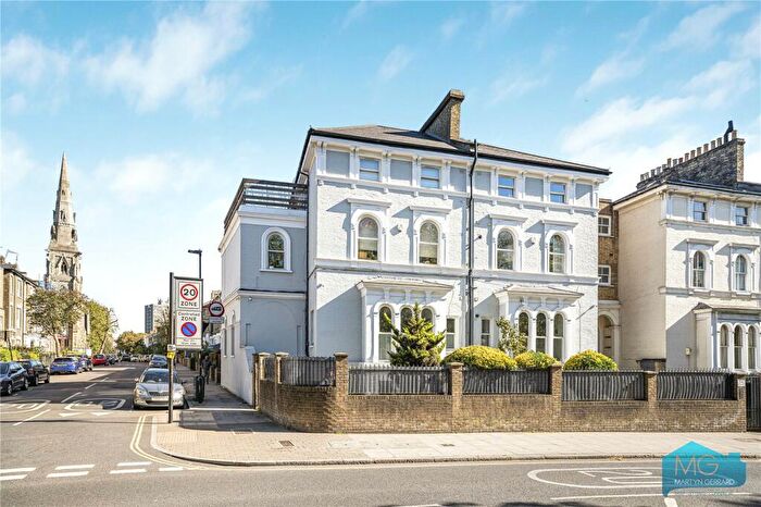2 Bedroom Apartment For Sale In Hornsey Rise, Crouch End Borders, London, N19