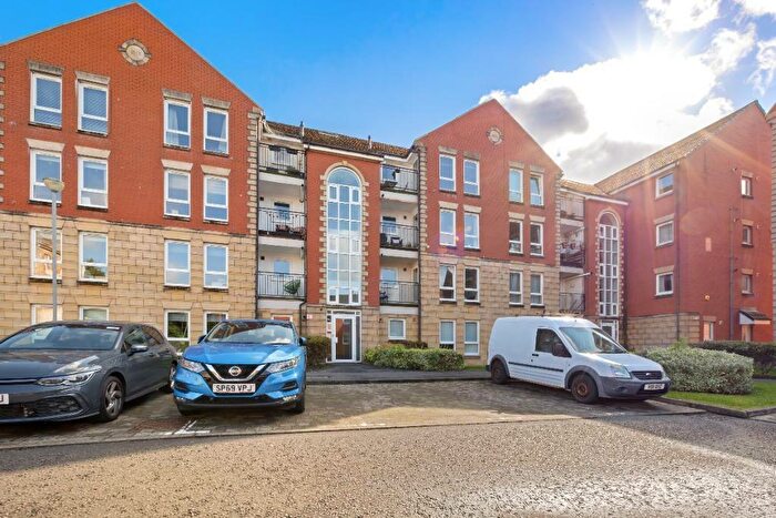 2 Bedroom Flat To Rent In Greenhead Street, Glasgow Green, Glasgow, G40