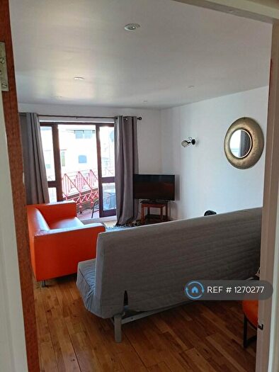 3 Bedroom Maisonette To Rent In Eden Hall, Cambridge, CB1