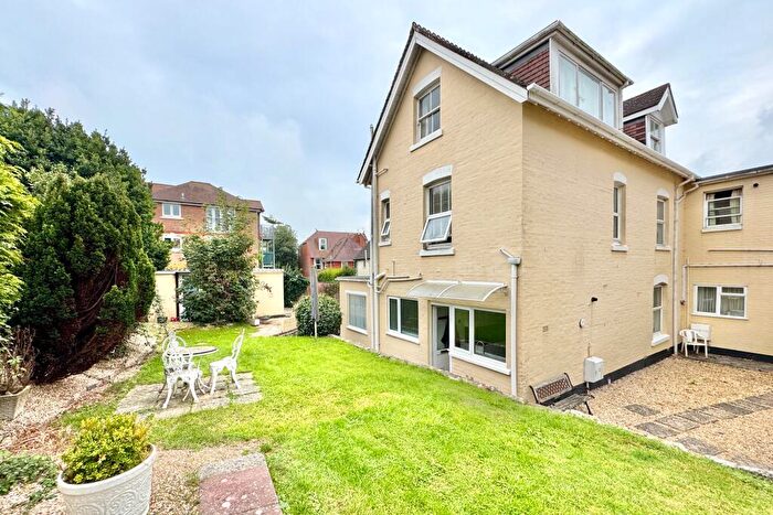 2 Bedroom Flat To Rent In Ulwell Road, Swanage, BH19