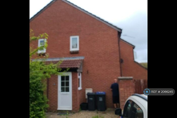 1 Bedroom Semi-Detached House To Rent In Warwick Close, Chippenham, SN14