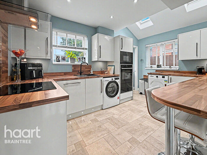 4 Bedroom Semi-Detached House For Sale In Challis Lane, Braintree, CM7