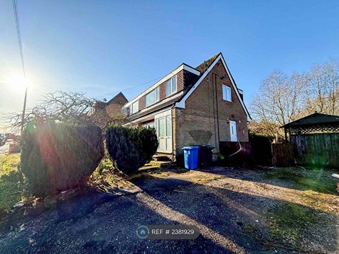 3 Bedroom Semi-Detached House To Rent In Cherry Tree Way, Rossendale, BB4