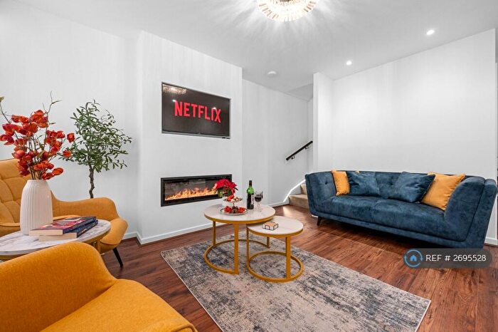 2 Bedroom Terraced House To Rent In Alvanley Close, Sale, M33