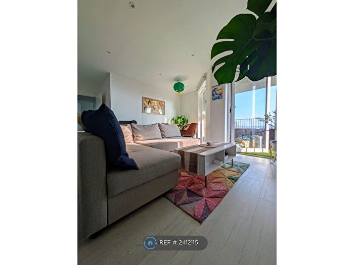 2 Bedroom Flat To Rent In Barking Riverside, Barking Riverside, IG11