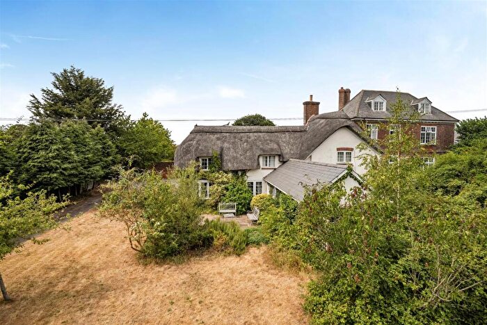 4 Bedroom Semi Detached House For Sale In Farringdon, Exeter, EX5