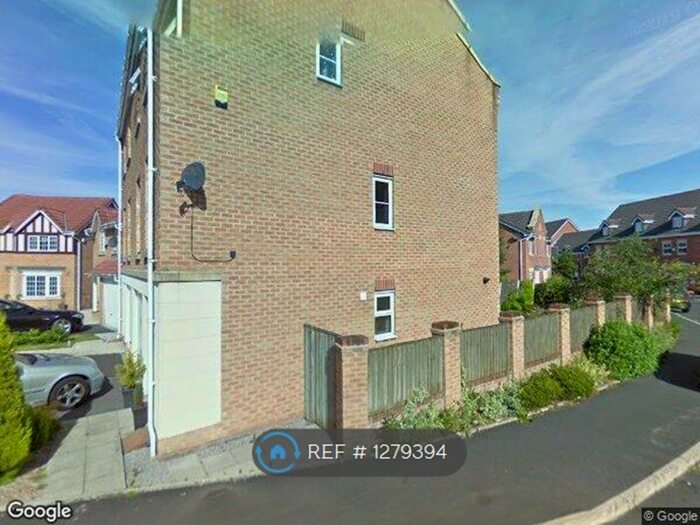 3 Bedroom Semi-Detached House To Rent In Abbeylea Crescent, Westhoughton, Bolton BL5