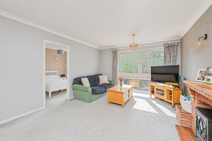 2 Bedroom Flat For Sale In College Road, Sutton Coldfield, B73