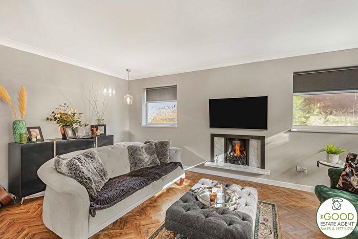 4 Bedroom Detached House For Sale In Goodrington Road, Wilmslow, SK9