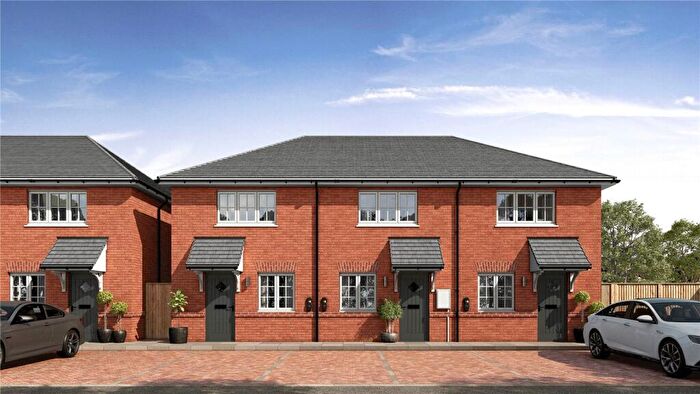 2 Bedroom End Of Terrace House For Sale In Dovecote Grange, Fairham Way, Nottingham, Nottinghamshire, NG11