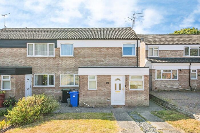 3 Bedroom Semi Detached House For Sale In Heatherhayes, Ipswich, IP2