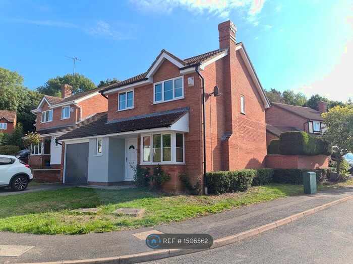 3 Bedroom Detached House To Rent In Icknield Drive, Northampton, NN4