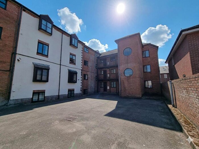 1 Bedroom Flat For Sale In Inverness Road, Gosport, PO12