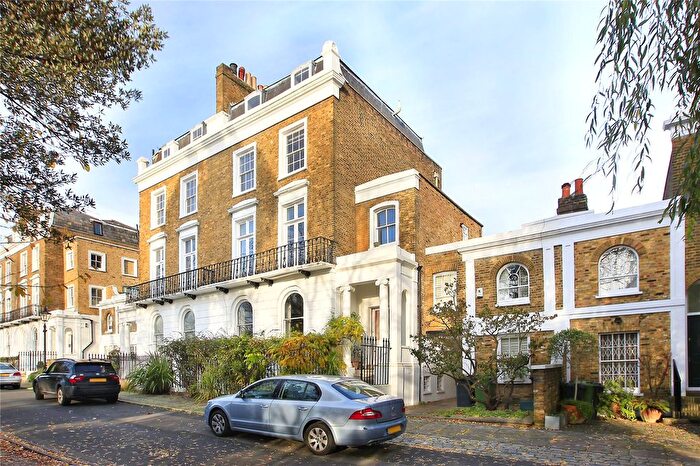 1 Bedroom Flat To Rent In Crescent Grove, Clapham, London, SW4