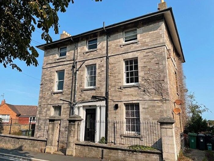 2 Bedroom Property To Rent In Spencer Road, Ryde, PO33