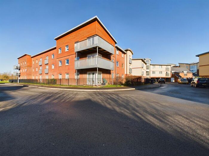 2 Bedroom Apartment For Sale In Longhorn Avenue, Gloucester, GL1