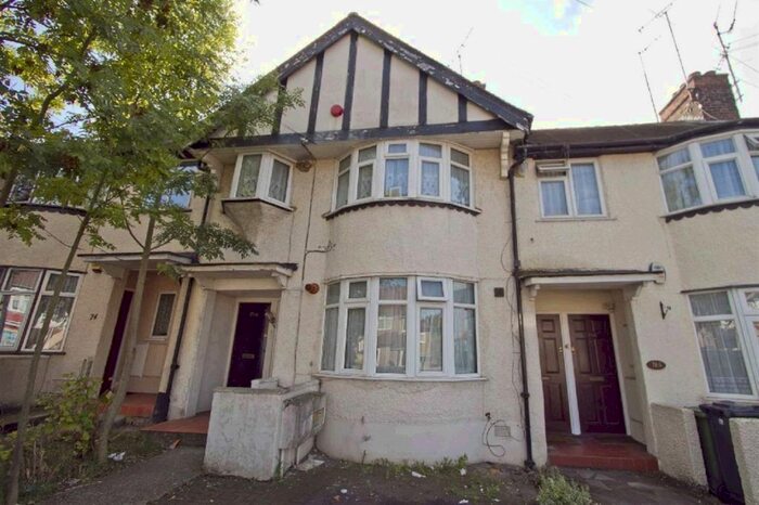 2 Bedroom Flat To Rent In Dudley Road, South Harrow, Harrow, HA2