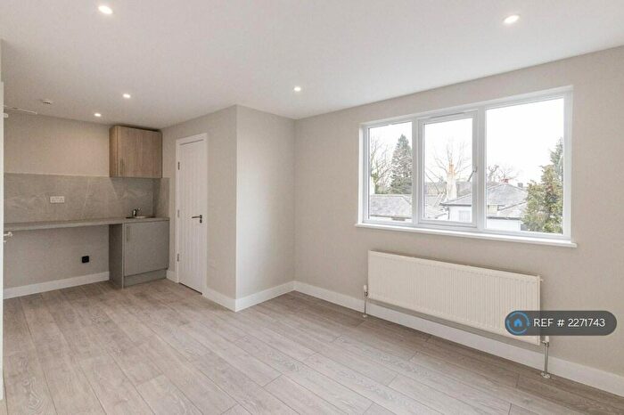 Studio To Rent In Addlestone, Addlestone, KT15