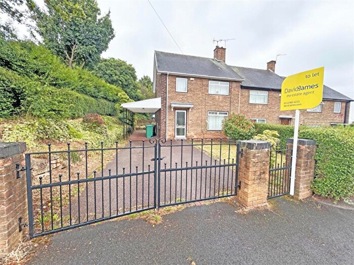 3 Bedroom End Of Terrace House To Rent In Mosswood Crescent, Bestwood Park, Nottingham, NG5