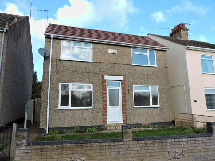 3 Bedroom Detached House To Rent In Hall Road, Lowestoft, NR32