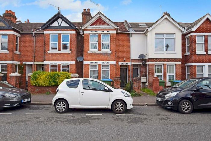 1 Bedroom Flat To Rent In Malmesbury Road, Southampton, SO15