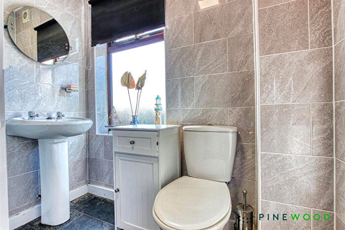 2 Bedroom Semi-Detached House For Sale In Top Road, Calow, Chesterfield, Derbyshire, S44