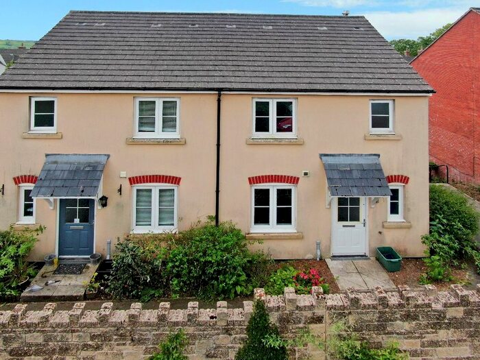 3 Bedroom Semi-Detached House To Rent In Elms Meadow, Winkleigh EX19