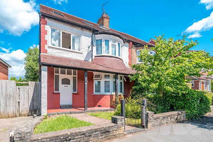 6 Bedroom House To Rent In Holden Road, Woodside Park, N12